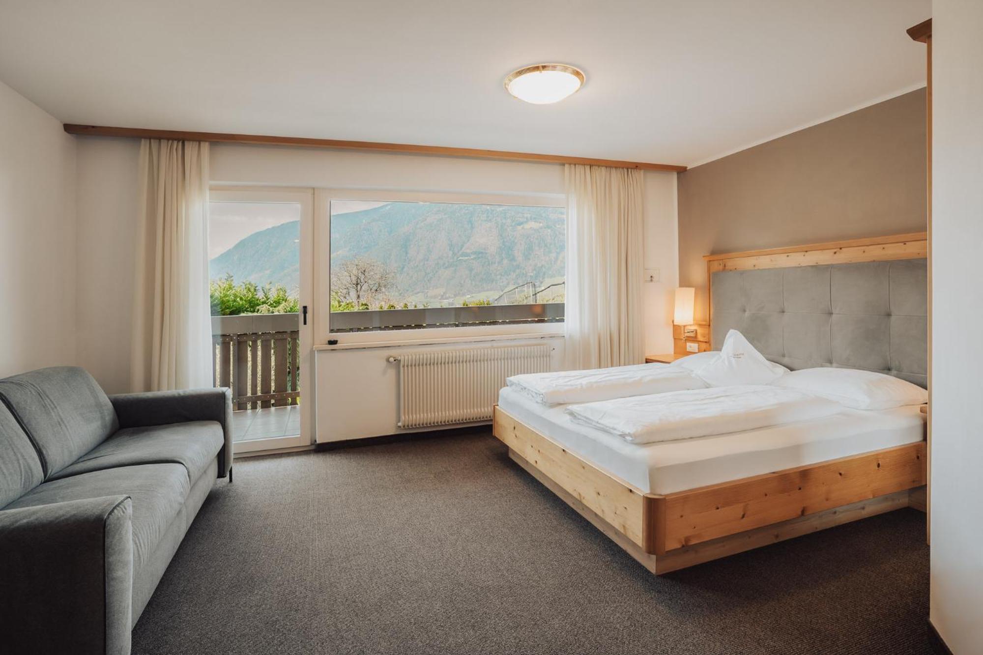 Hotel Lisetta Τιρόλο Εξωτερικό φωτογραφία