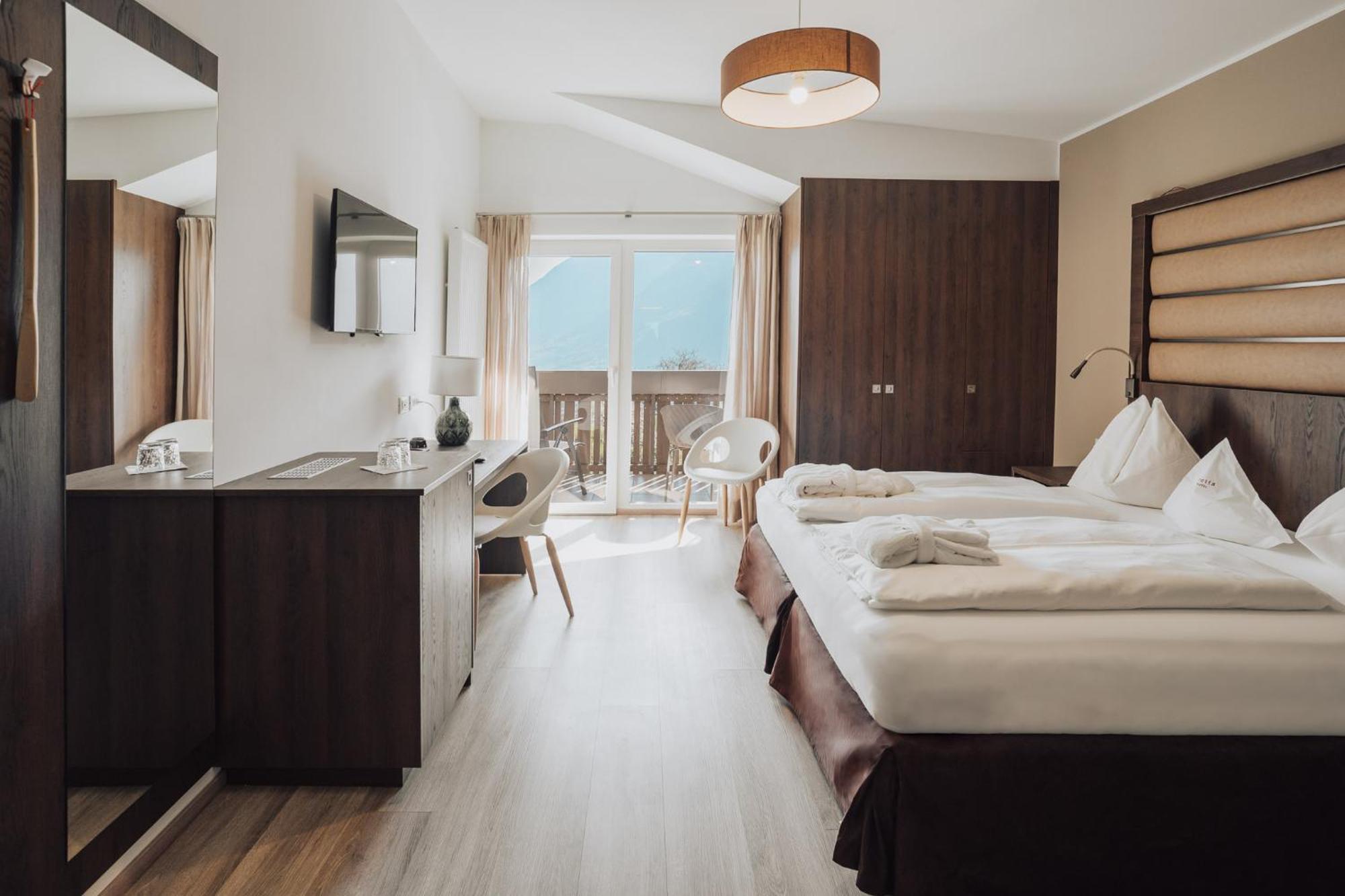 Hotel Lisetta Τιρόλο Εξωτερικό φωτογραφία